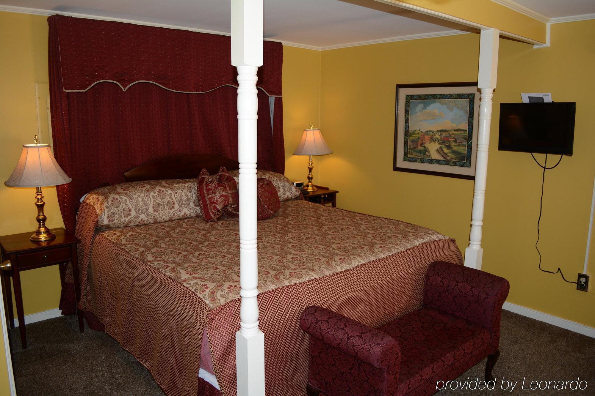 ซีดาร์ ออฟ วิลเลียมส์เบิร์ก เบด แอนด์ เบรคฟาสต์ Bed & Breakfast ภายนอก รูปภาพ
