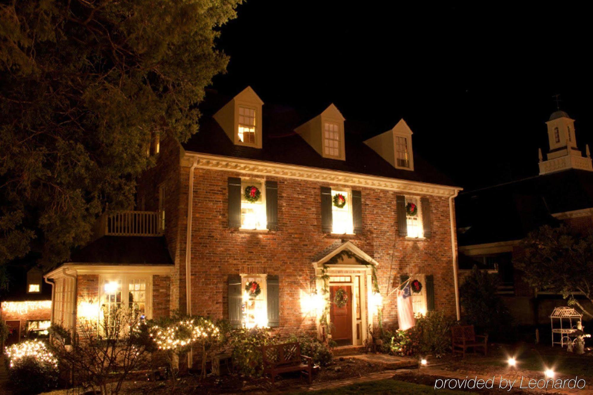 ซีดาร์ ออฟ วิลเลียมส์เบิร์ก เบด แอนด์ เบรคฟาสต์ Bed & Breakfast ภายนอก รูปภาพ